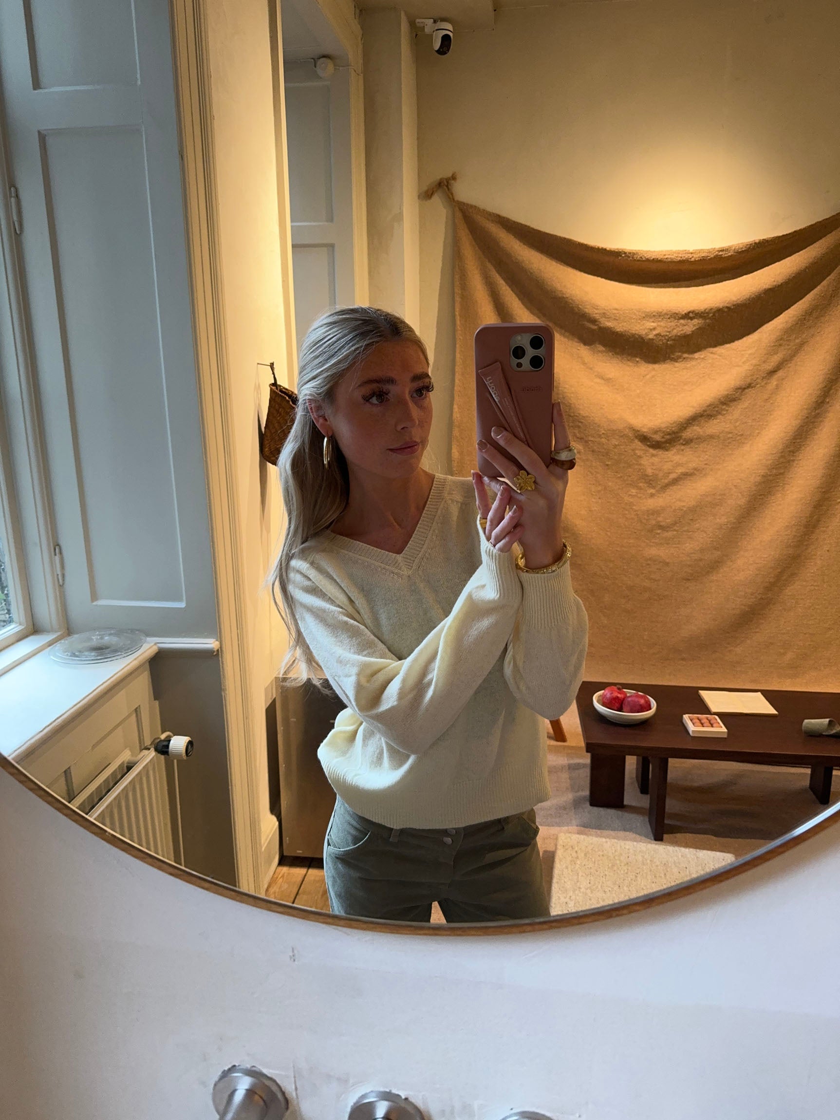 Luna – Yellow V‑neck Wool Winter Sweater