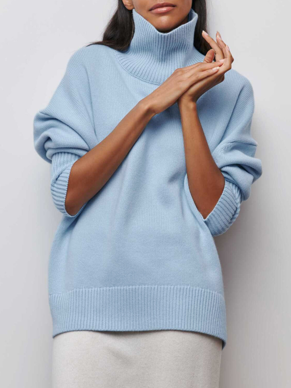 Lisa - Turtleneck Oversized Sweater Woman