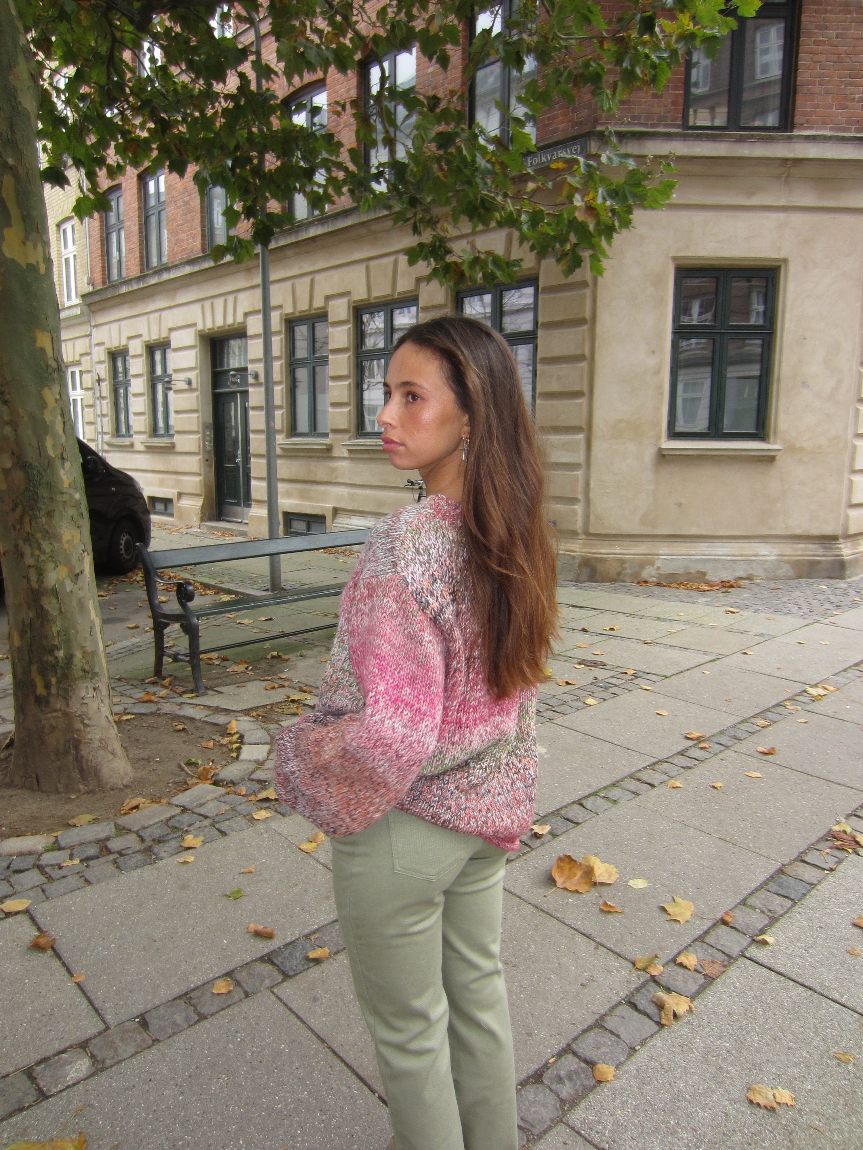 Grace – Pink Bubble Knit Autumn Sweater