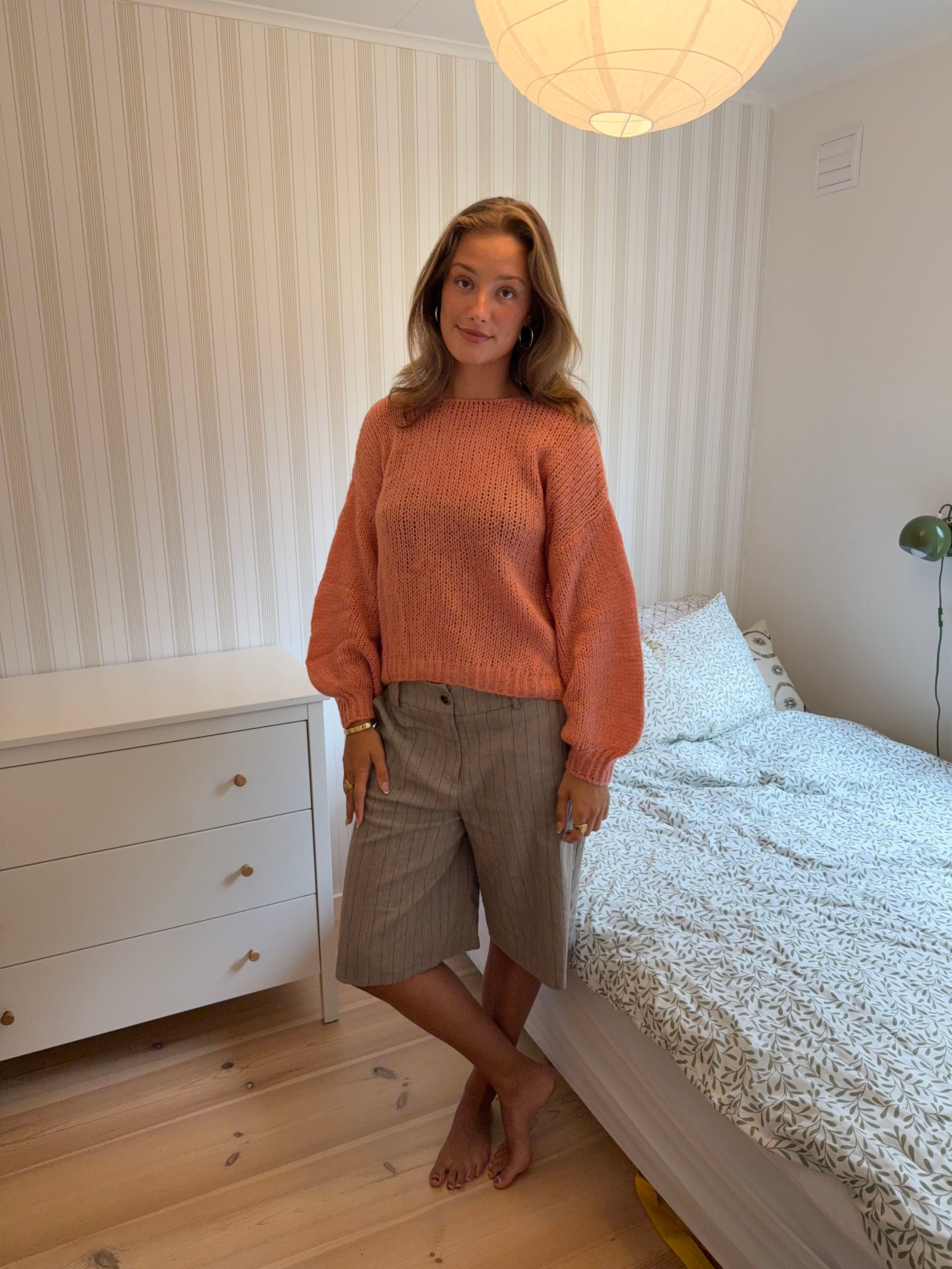 Amelia – Dark Gray Tie Back Winter Sweater