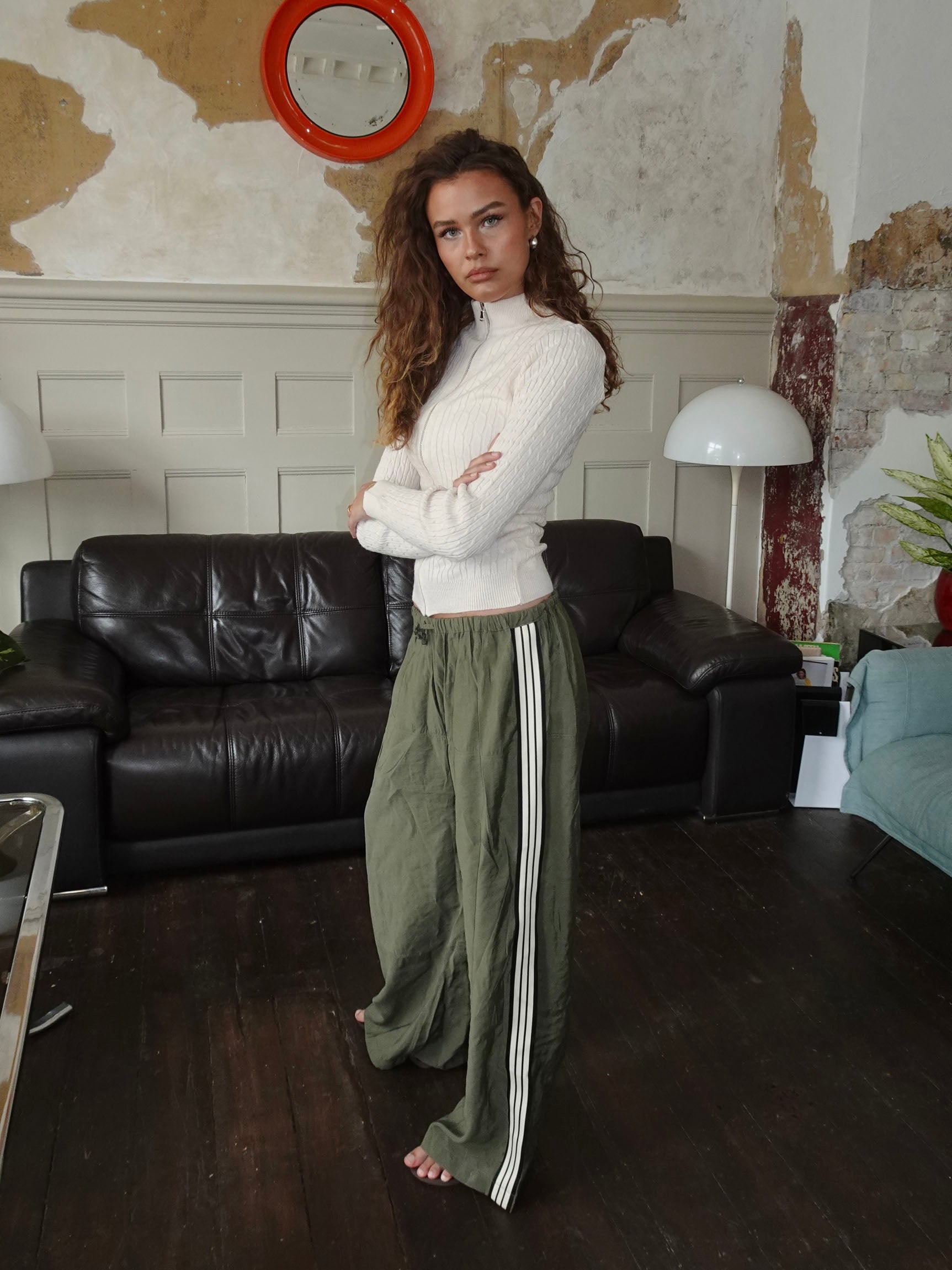 Carly – Off White Cable Zip Sweater