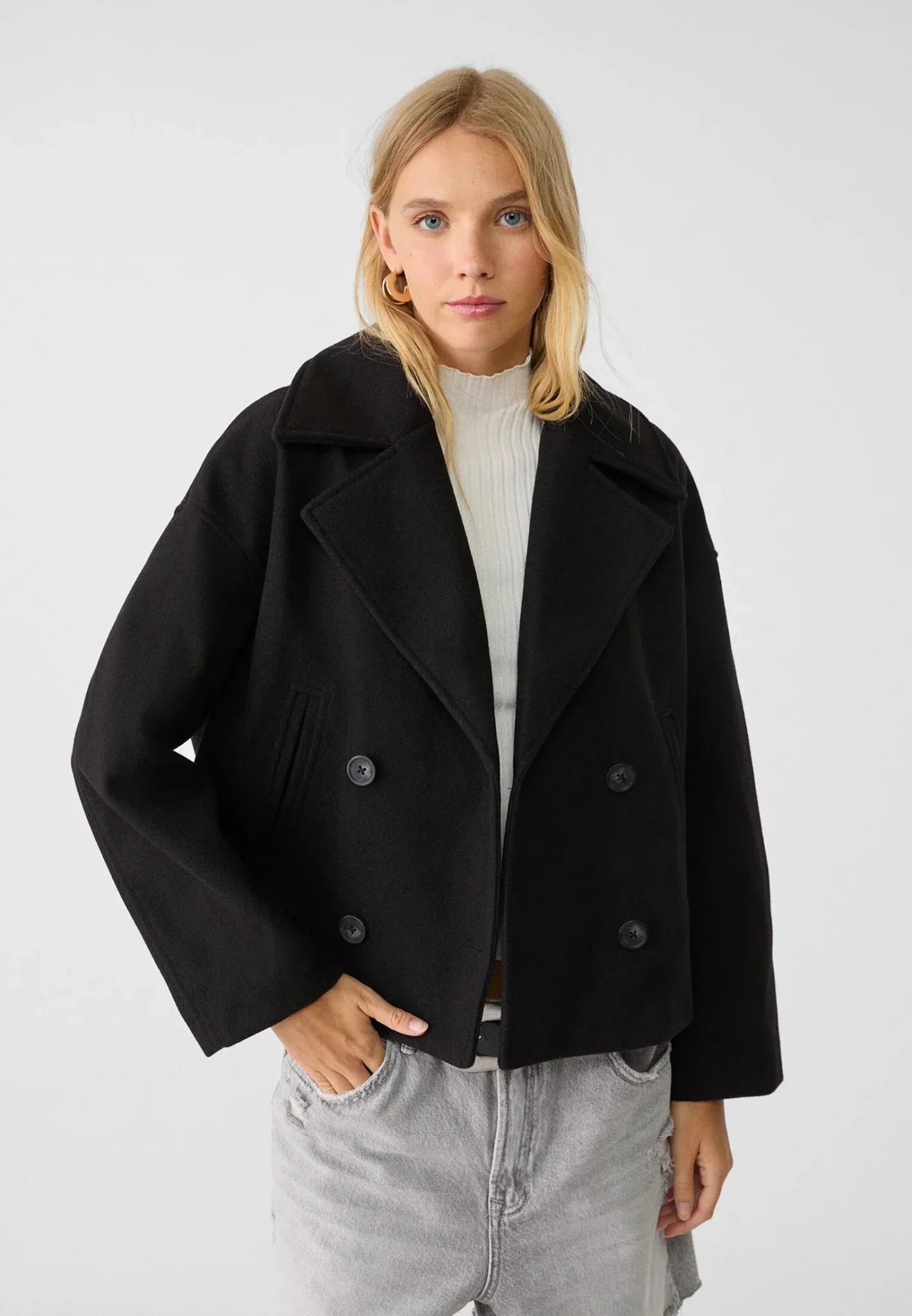 Lunera – Short Double-Breasted Jacket