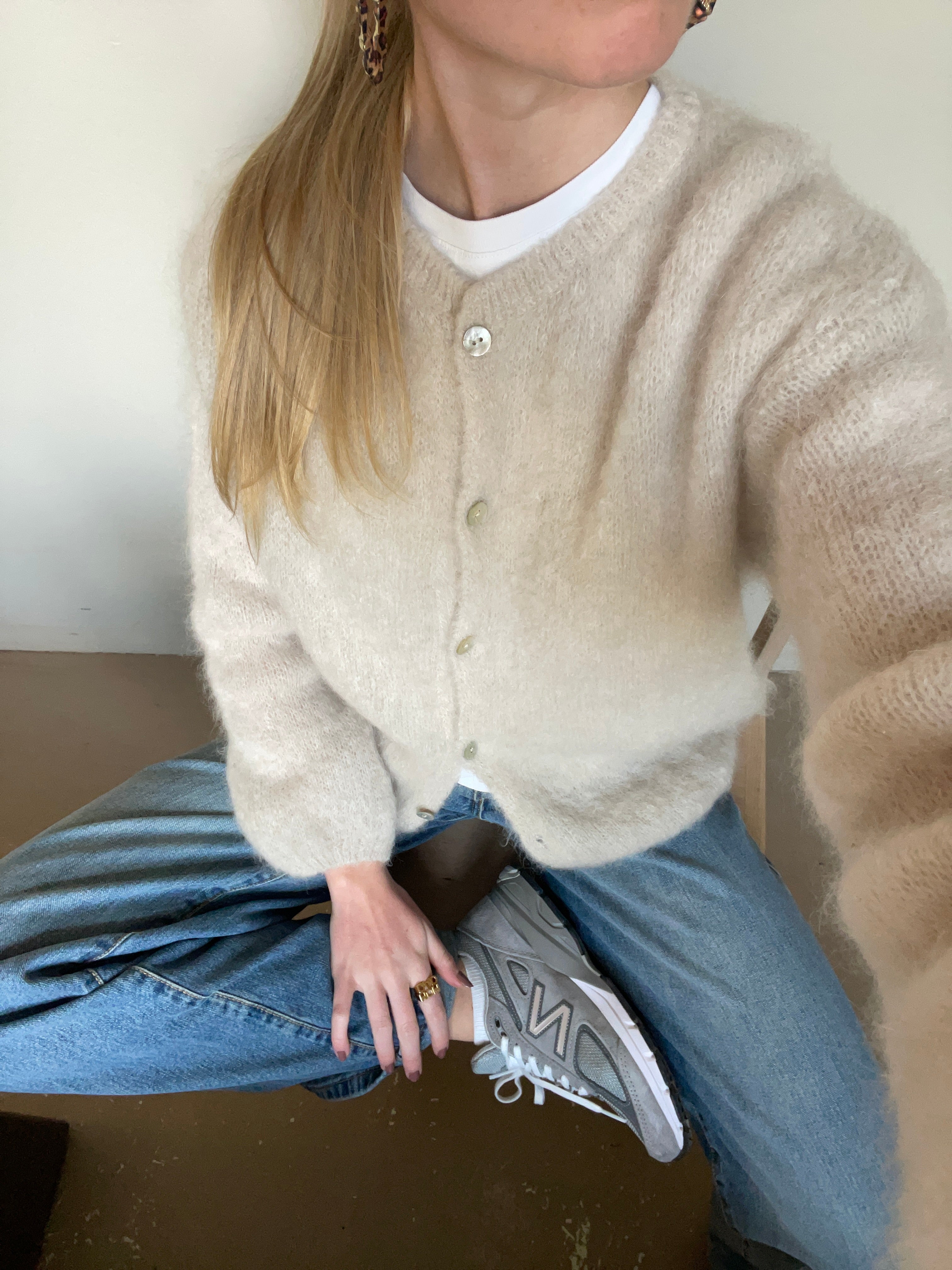 Jamilla – Mohair Knit Cardigan Beige