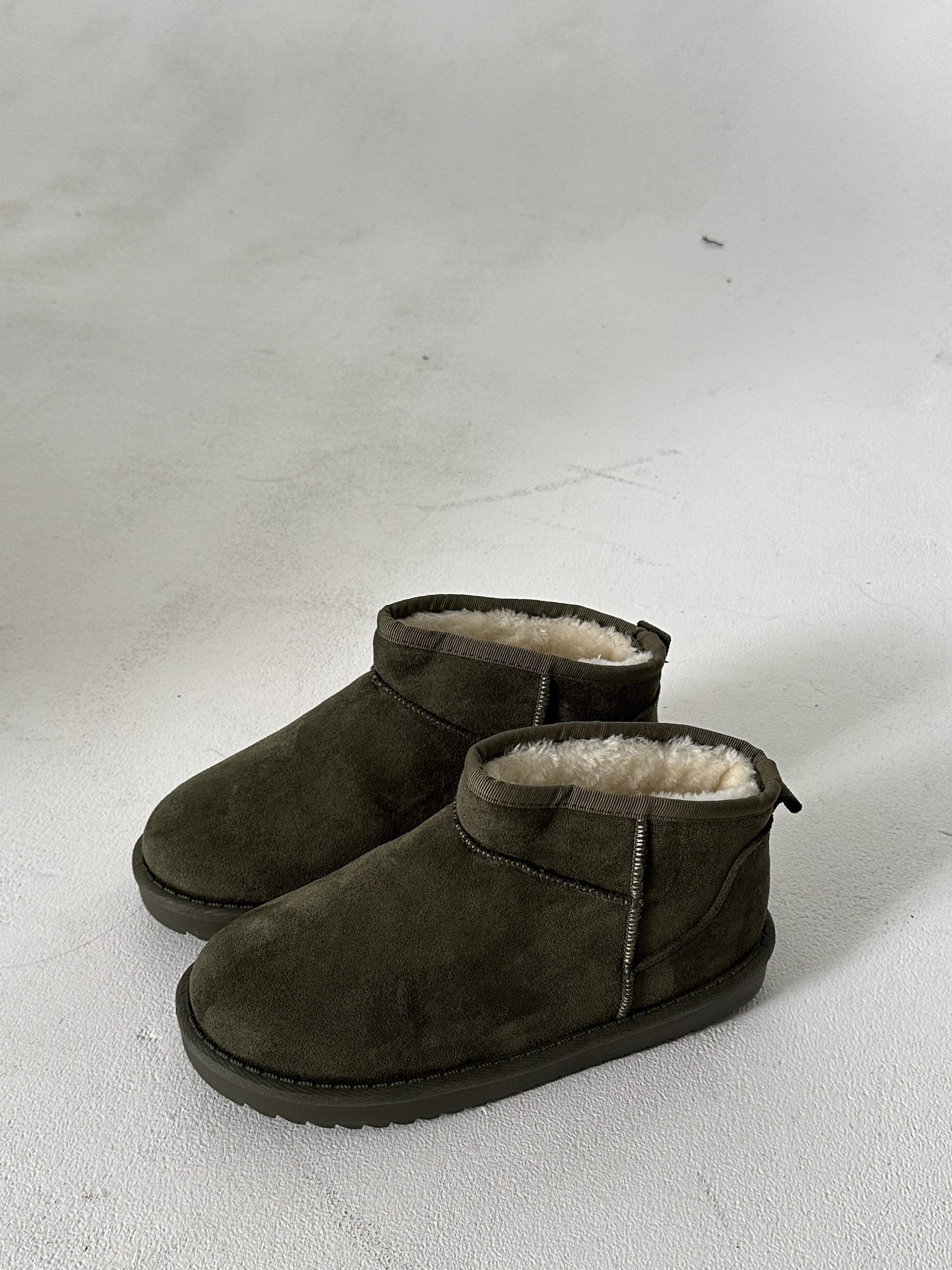 Mara – Khaki Short Fur Teddy Winter Boots