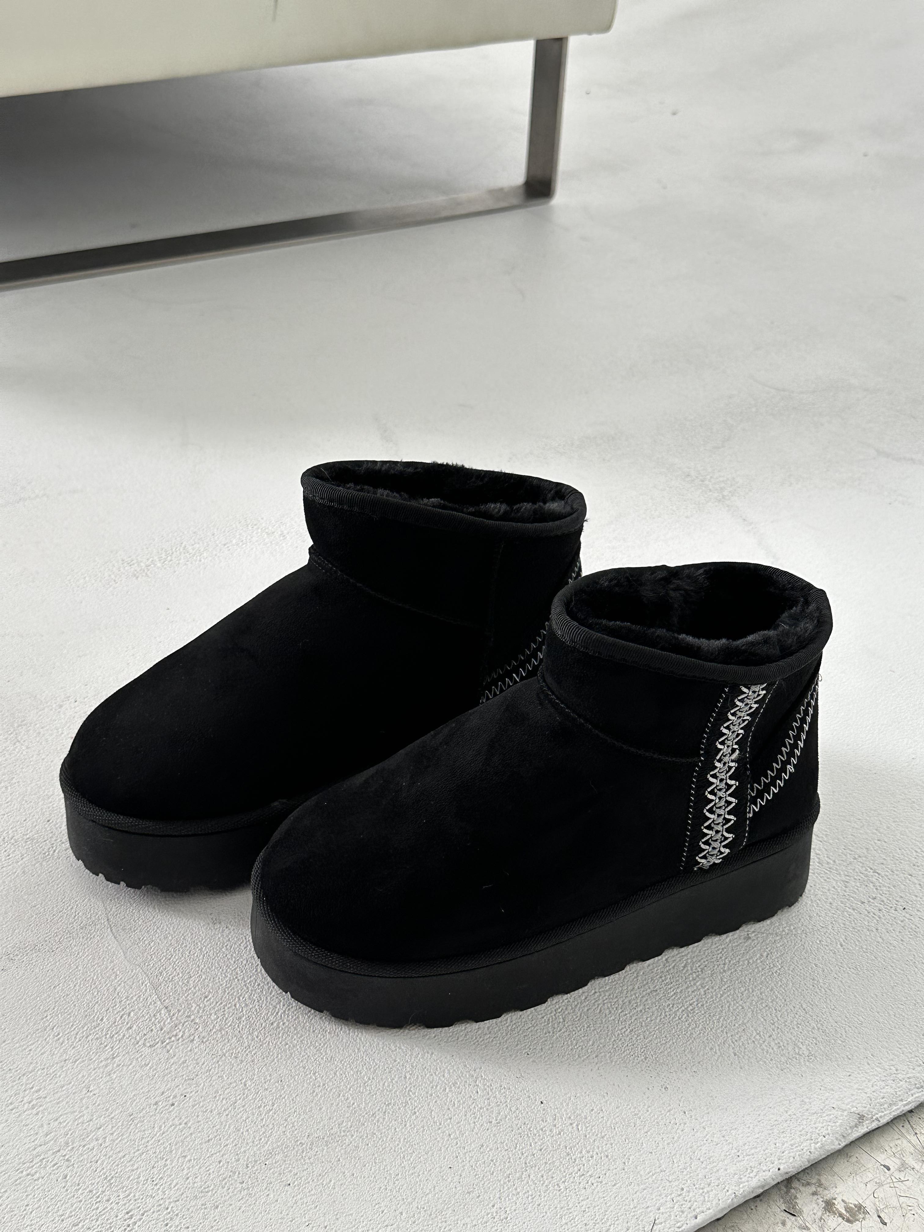 Manila – Black Platform Braided Teddy Boots