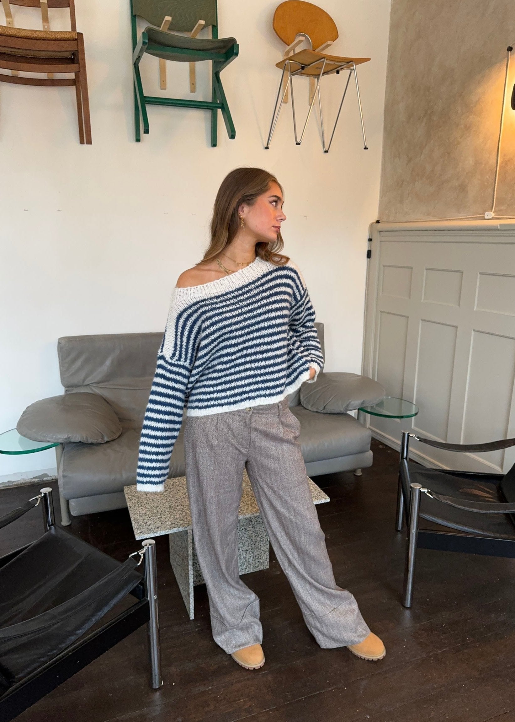Grace – Navy Striped Retro Off‑Shoulder Sweater