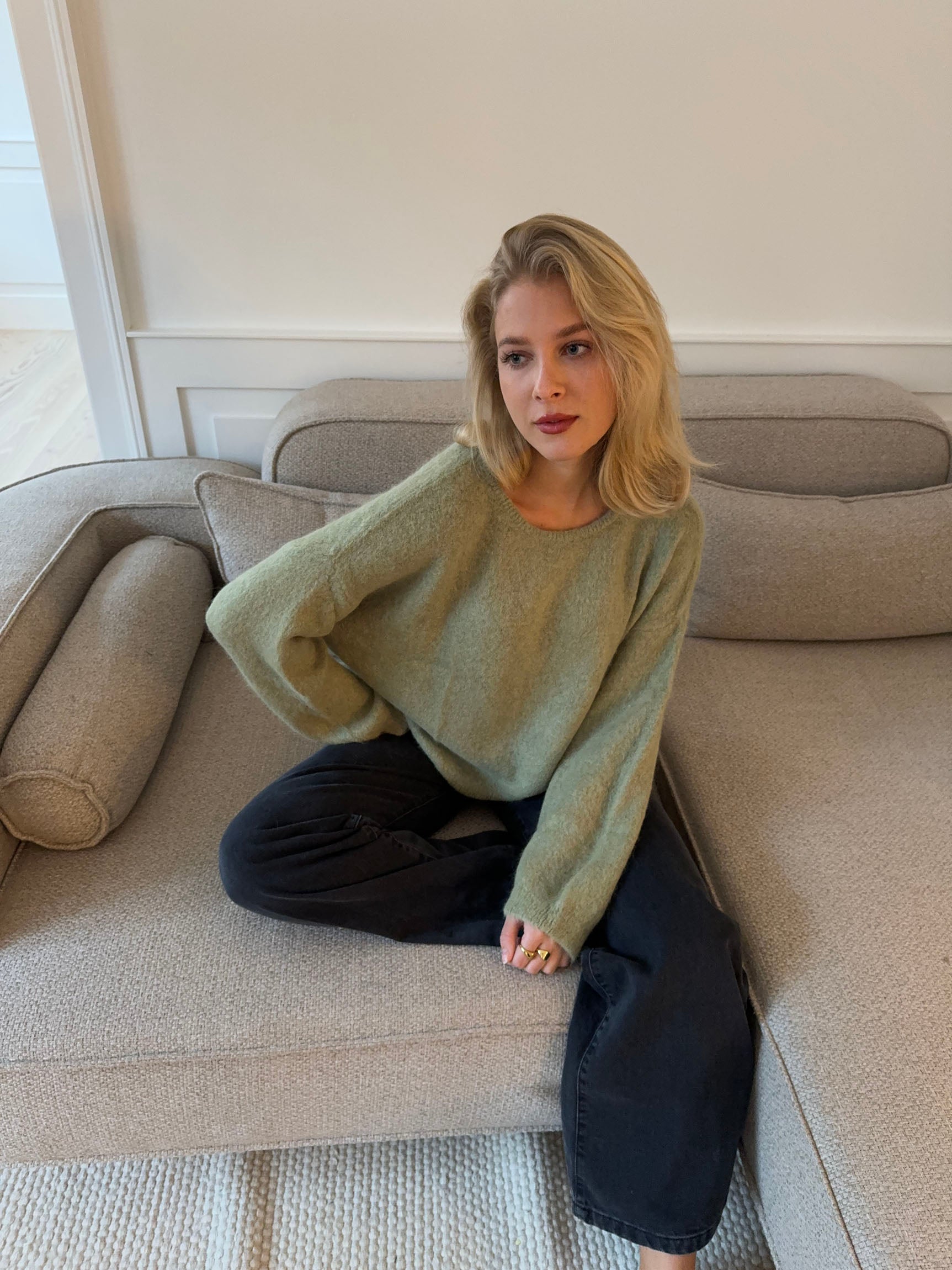 Hannah – Khaki Alpaca Oversized Winter Sweater