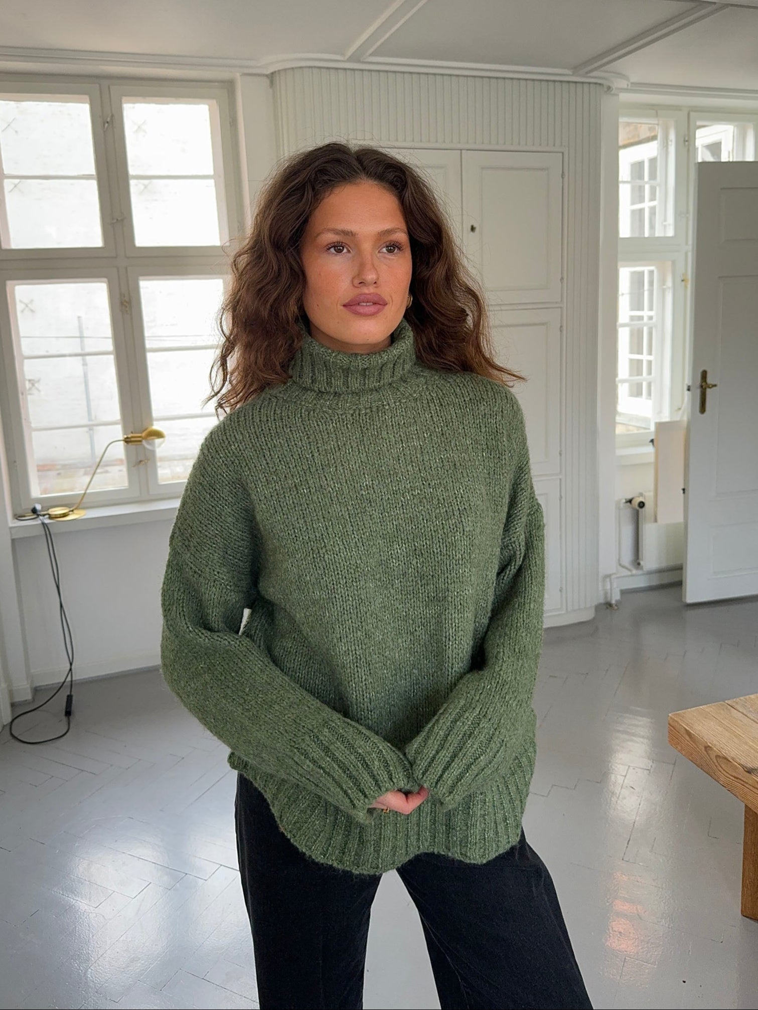 Clara – Green Ribbed Turtleneck Winter Sweater