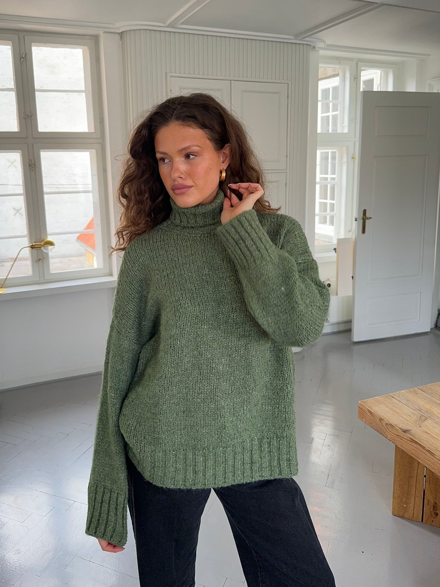 Clara – Green Ribbed Turtleneck Winter Sweater