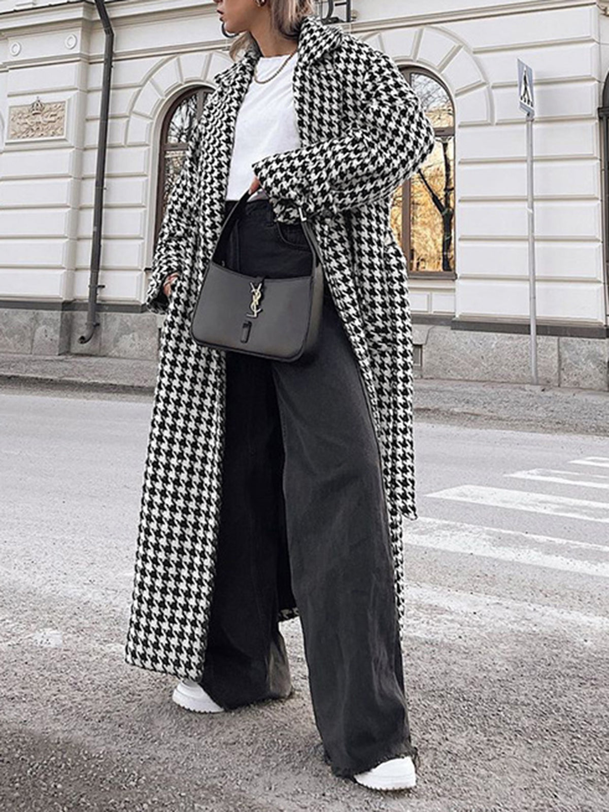 Oversized Houndstooth Tweed Wool Trench Coat Woman