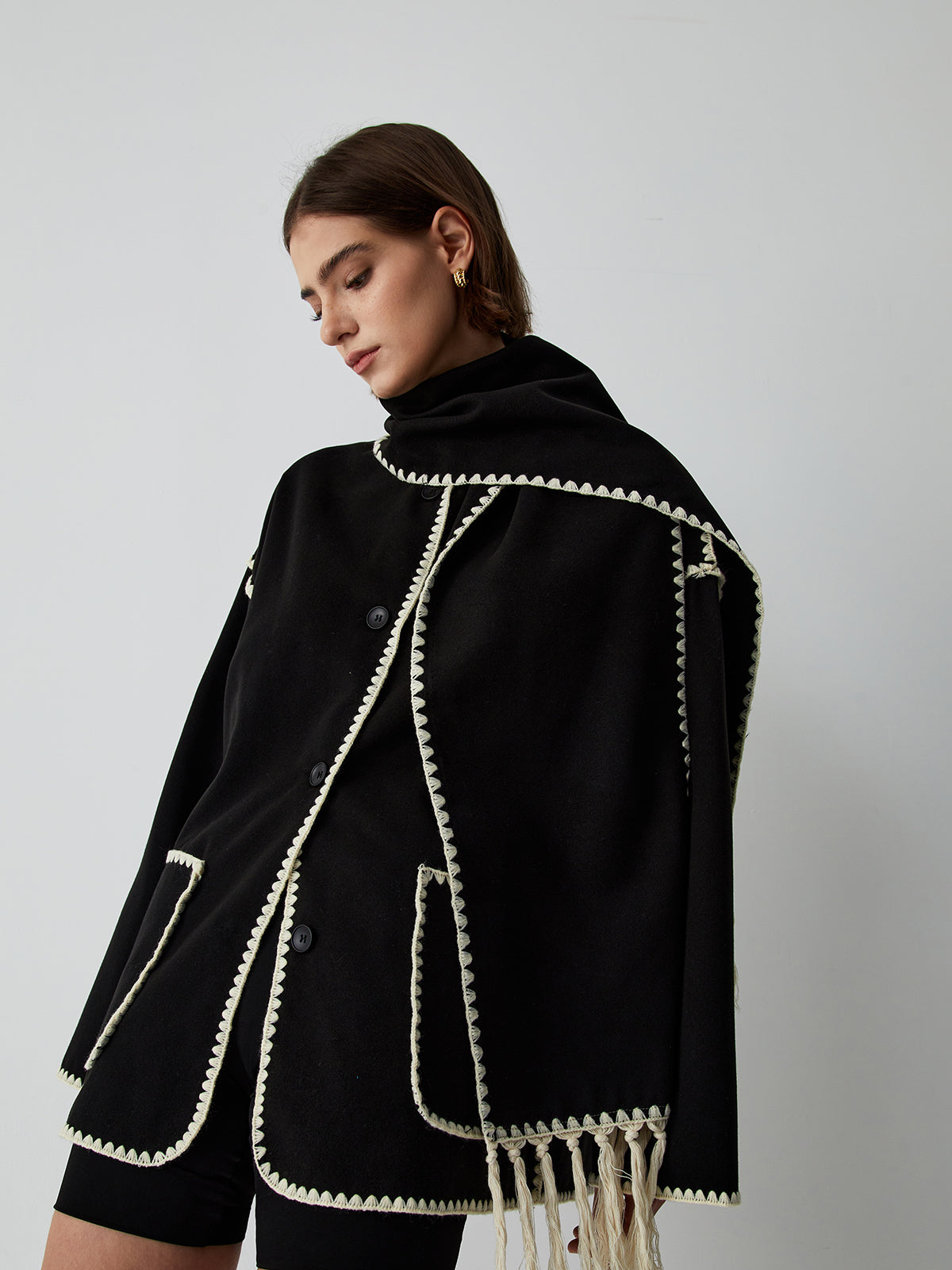 Contrast Trim Jacket With Matching Scarf Woman