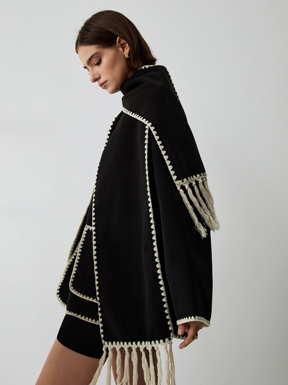 Contrast Trim Jacket With Matching Scarf Woman
