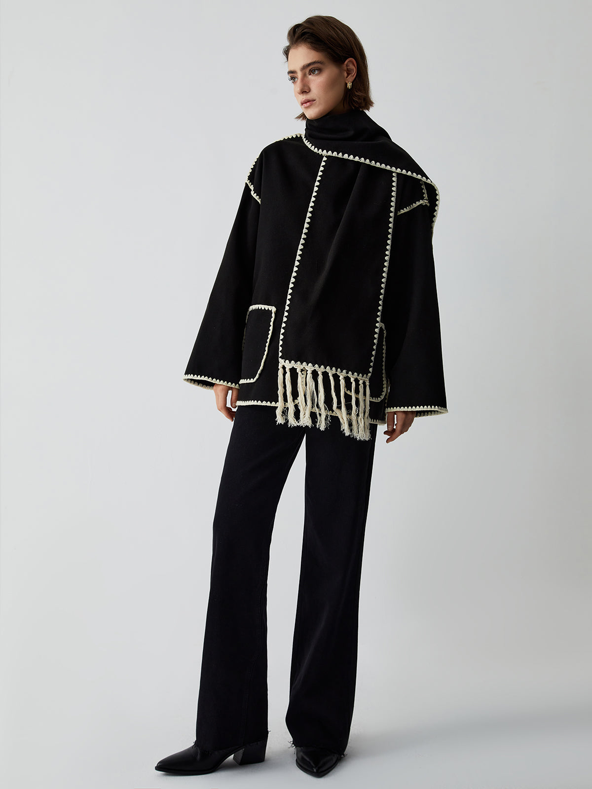 Contrast Trim Jacket With Matching Scarf Woman