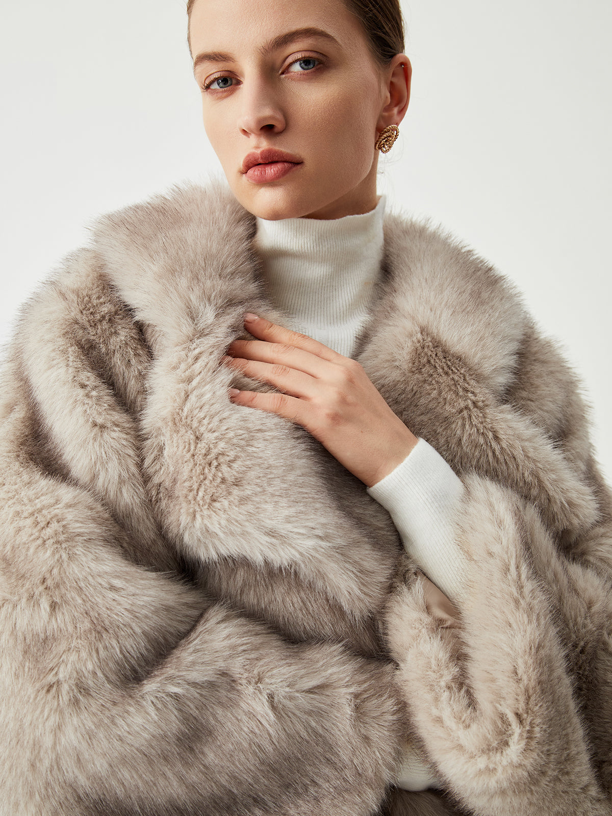 Oversized Collared Faux Fur Coat Woman
