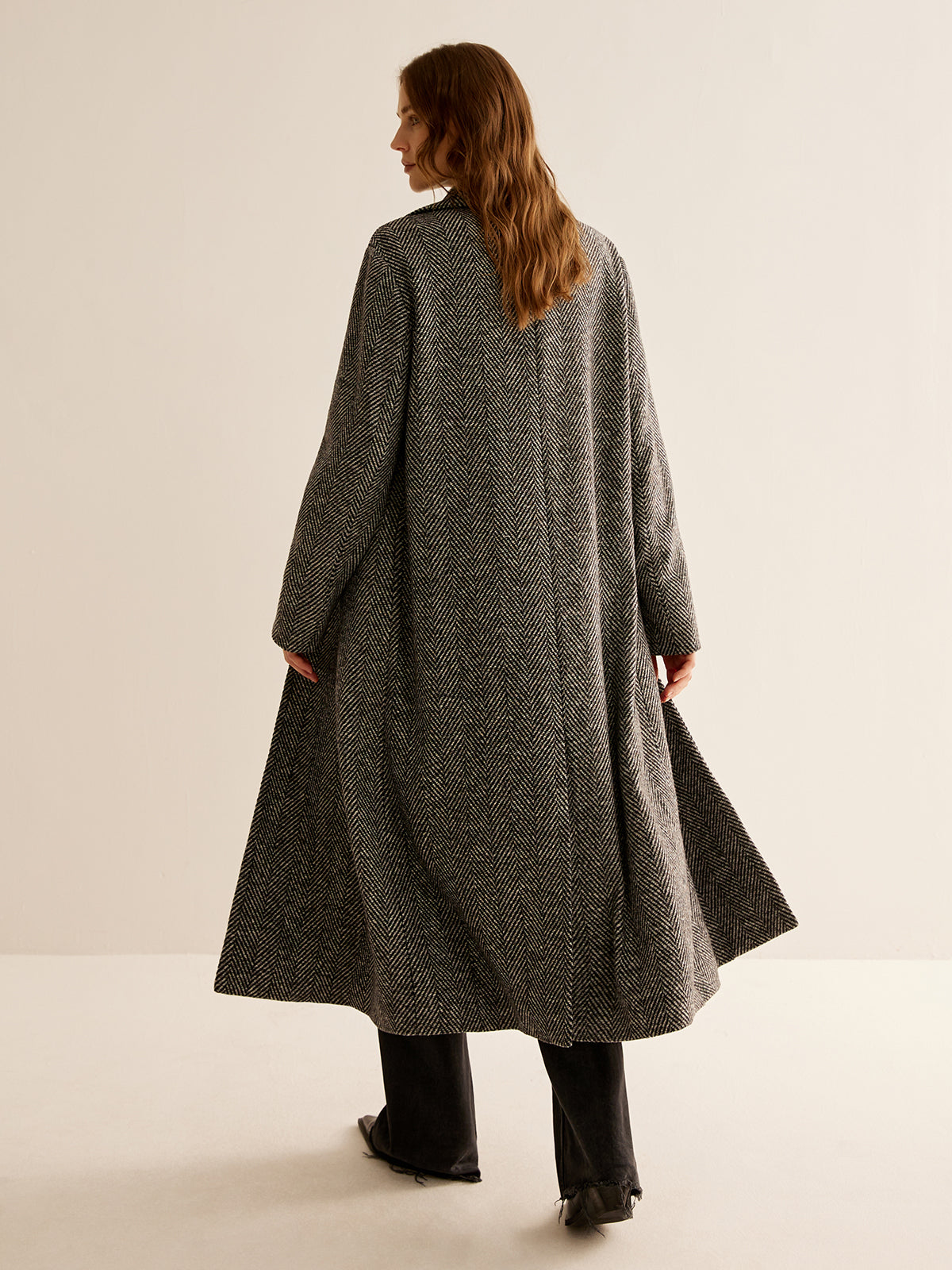 Essential Versatile Long Trench Coat Woman