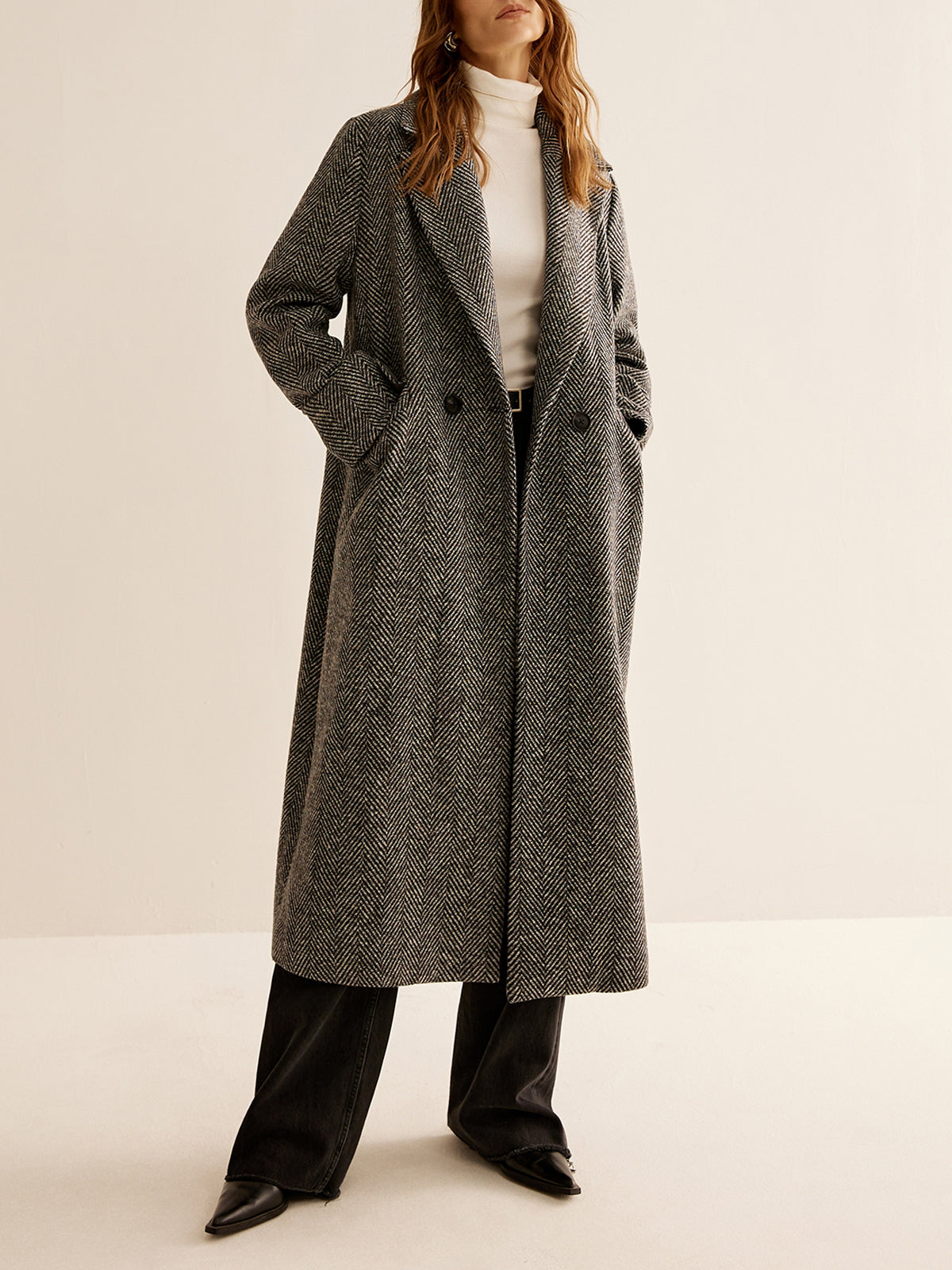 Essential Versatile Long Trench Coat Woman