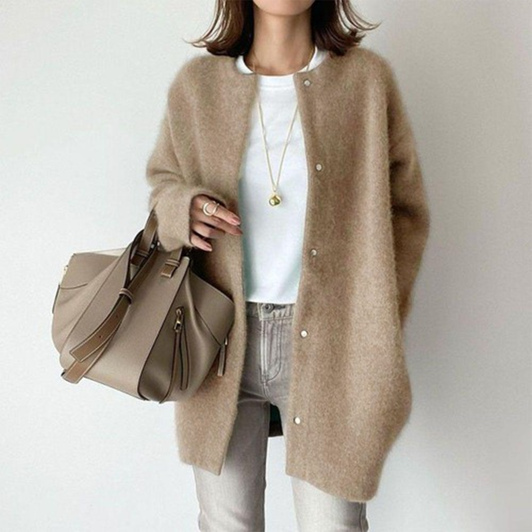 Cardigan - Relaxed Drape And Warm Layering Woman