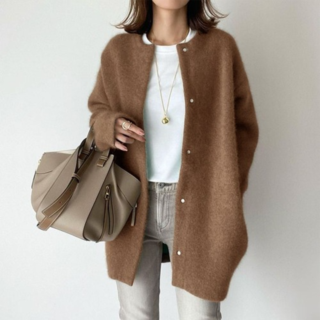 Cardigan - Relaxed Drape And Warm Layering Woman