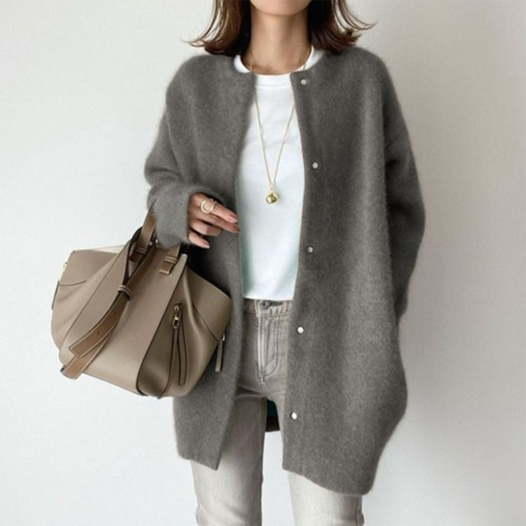 Cardigan - Relaxed Drape And Warm Layering Woman