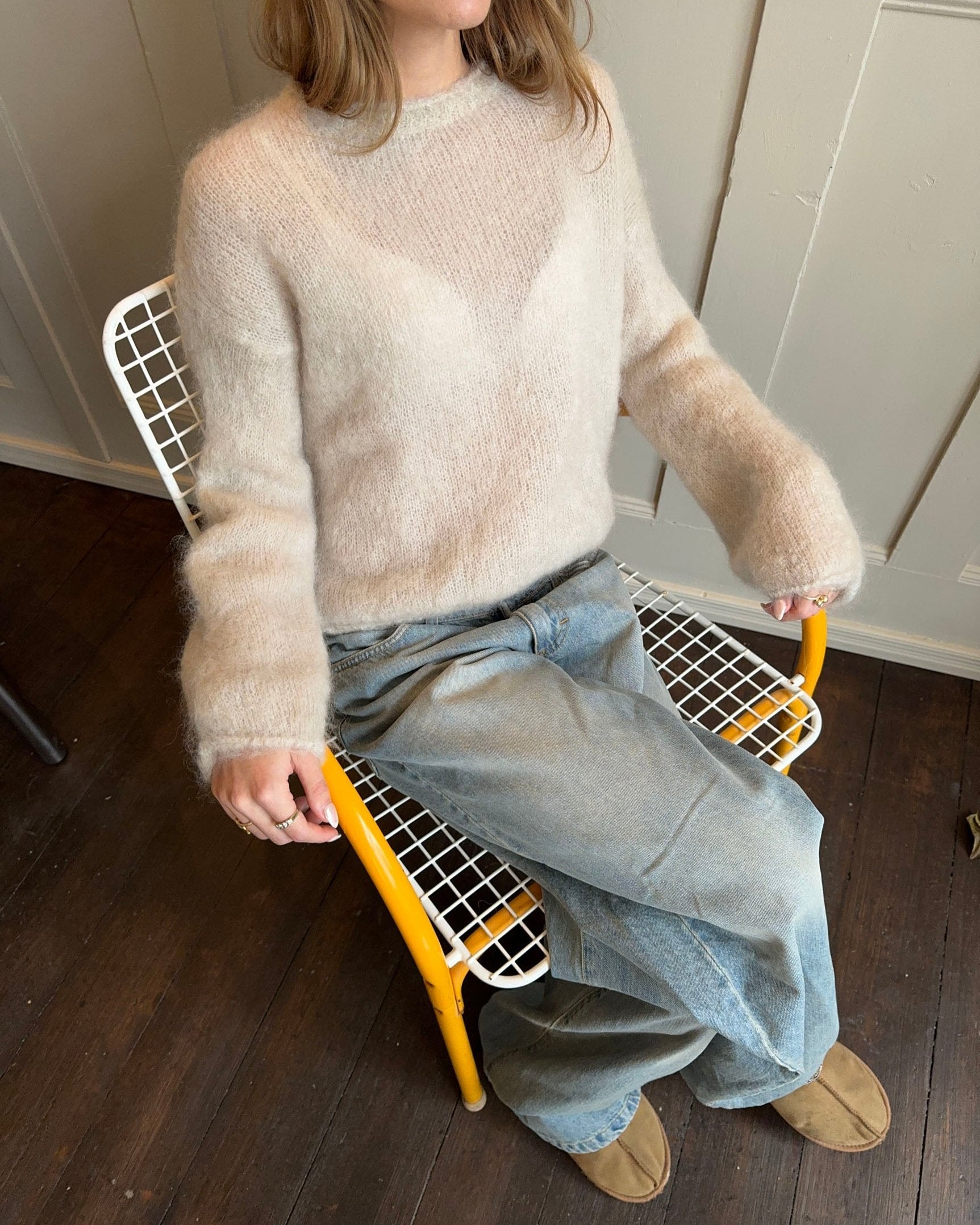 Olivia – Beige Fuzzy Urban Mohair Sweater