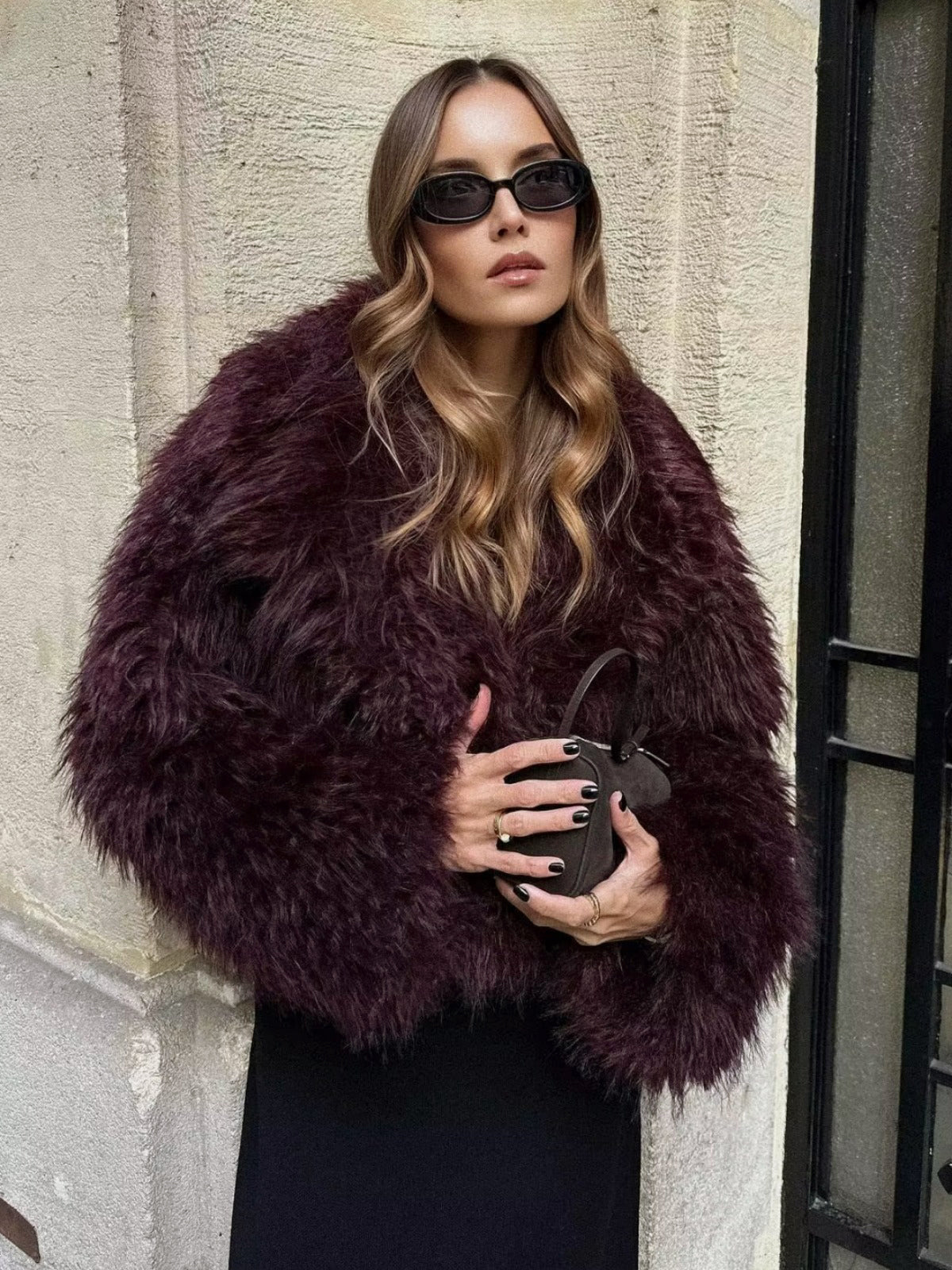 Faux Fur Short Coat for Women – Long Sleeve Minky Fabric, Regular Thickness, Elegant and Cozy Outerwear