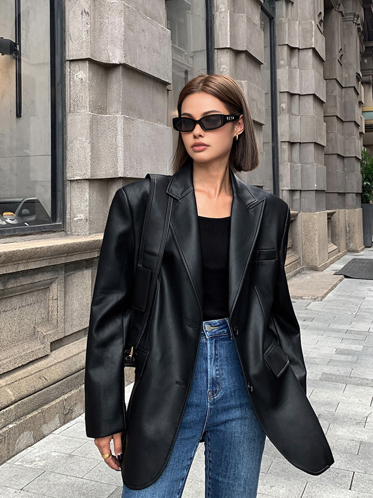 Ava – Oversized Faux-Leather Blazer