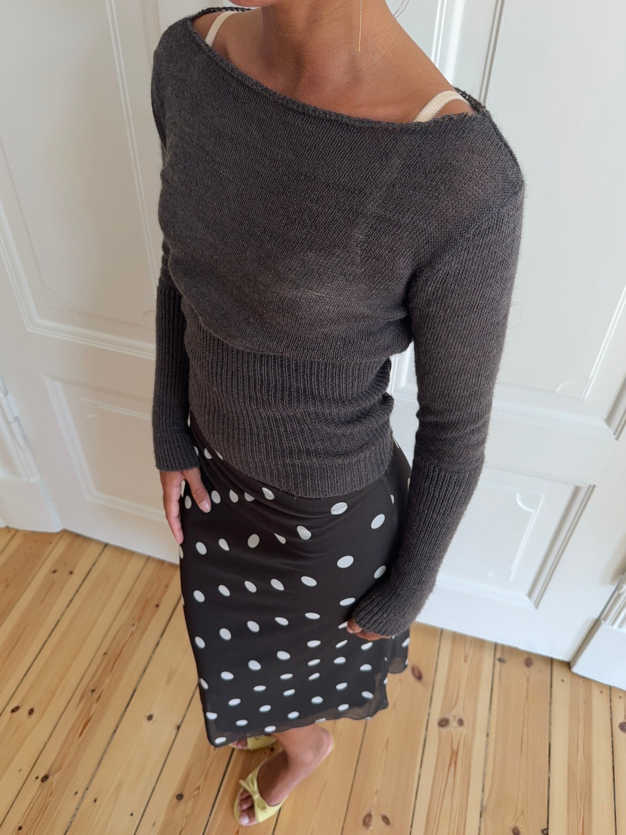 Lova – Grey Fitted Boatneck Knit Sweater
