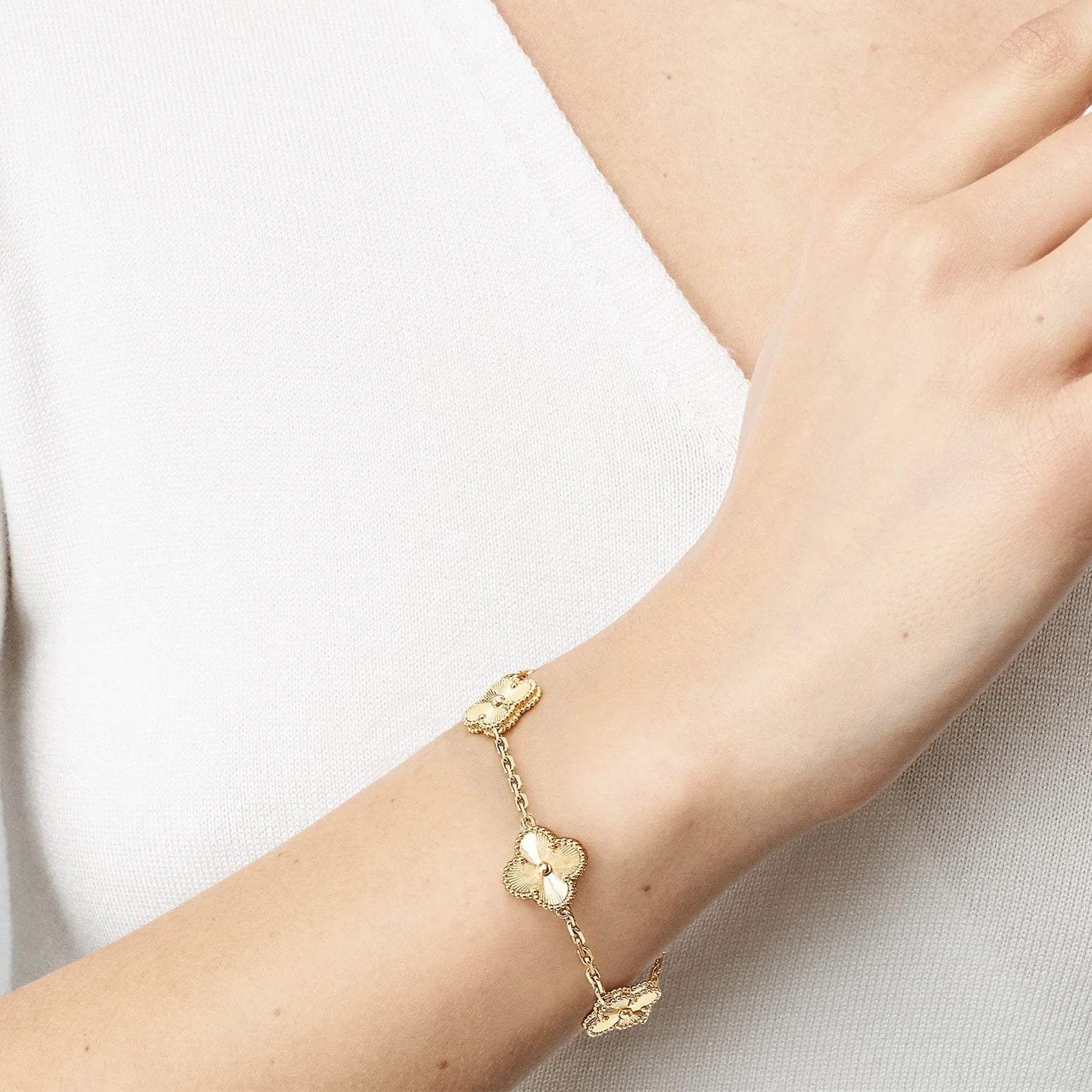 Love - Clover Leaf Bracelet