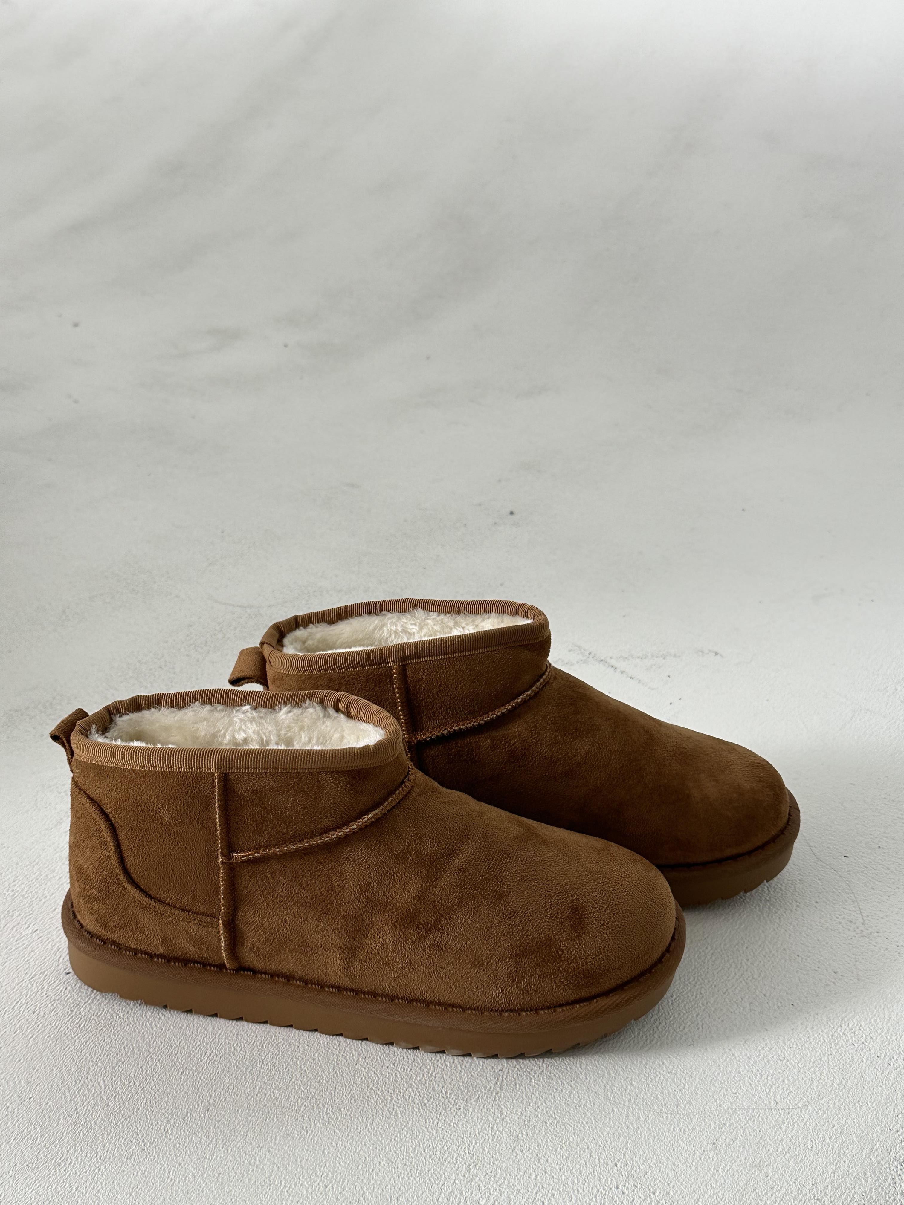 Malia – Camel Short Fur Teddy Winter Boots