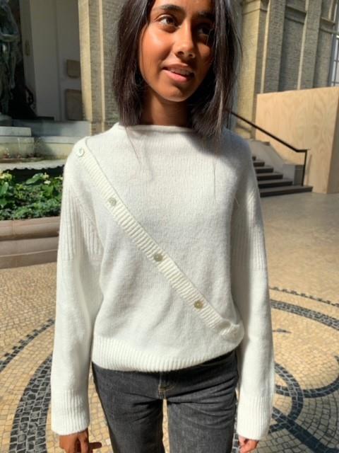Matilde - Off‑White Knit Sweater – Women’s Button‑Detail Pullover