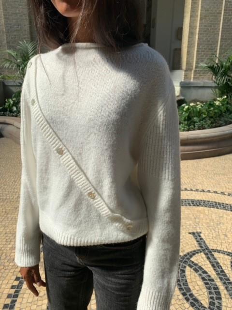 Matilde - Off‑White Knit Sweater – Women’s Button‑Detail Pullover