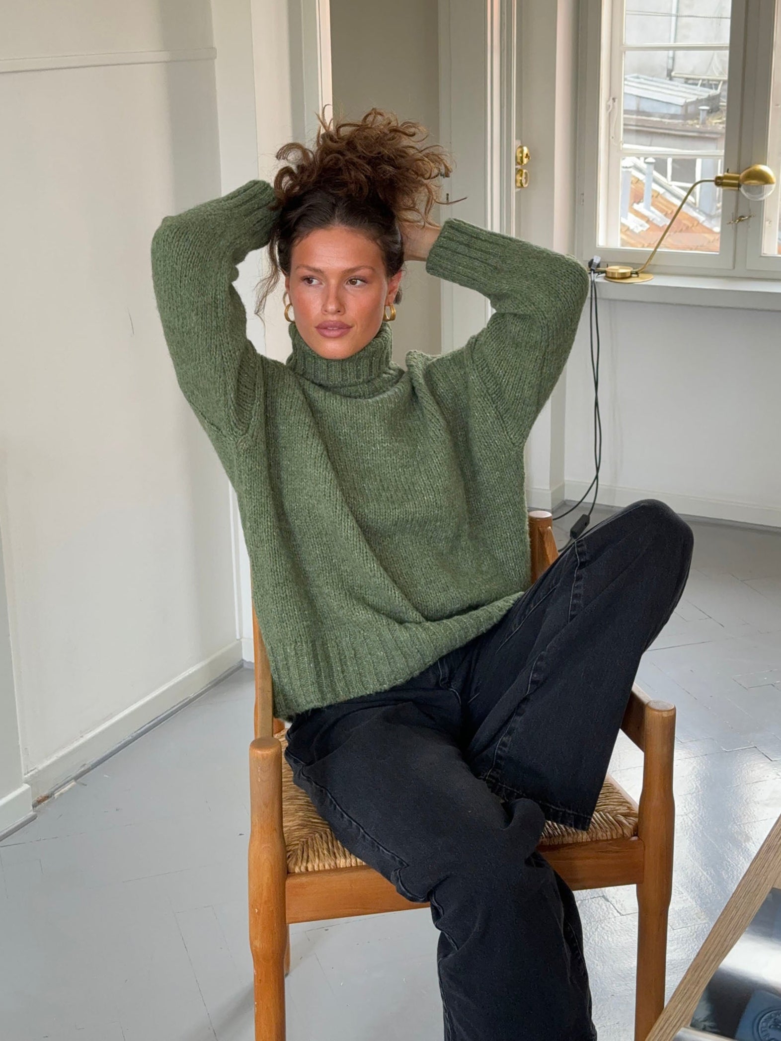Clara – Green Ribbed Turtleneck Winter Sweater