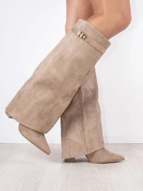 Zohra – High Boots Flap Detail